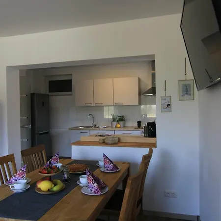 Paulus, Erholung Mitten Im Nationalpark Eifel Schleiden