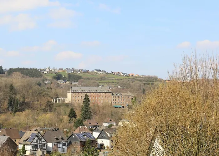 Paulus, Erholung Mitten Im Nationalpark Eifel